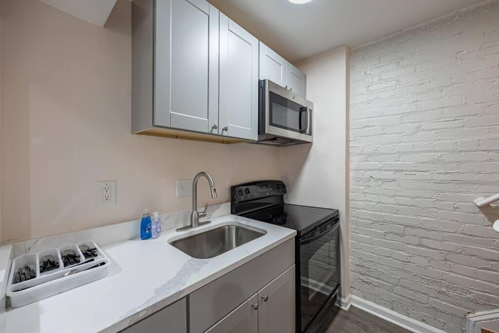 Updated 2Br Apartment With Free Parking In Dc Washington Bagian luar foto